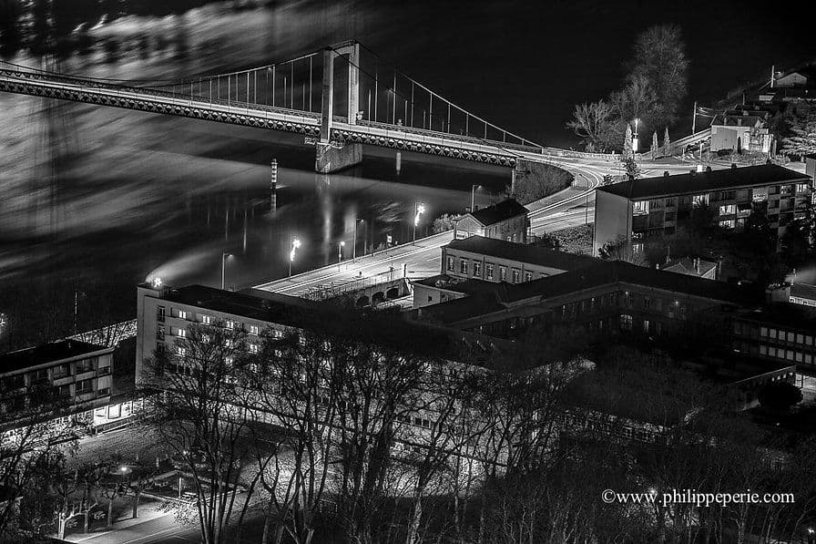 Tirages d'Art en édition limitée et numérotée - Série "Tournon la nuit" view 4