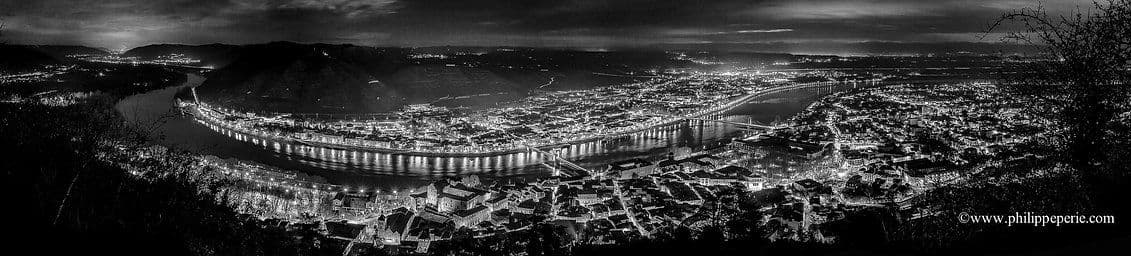 Tirages d'Art en édition limitée et numérotée - Série "Tournon la nuit" view 2